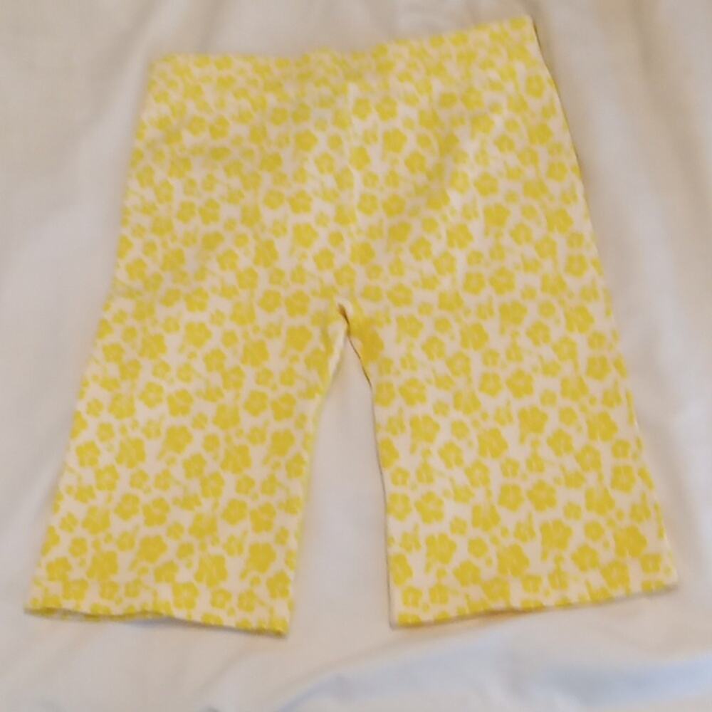 NWT Forever 21 Women's Yellow Floral S/M Long Pullon shorts.Activewear,Atleisure